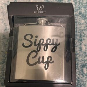 Wanderlust Silver 'Sippy Cup' Flask